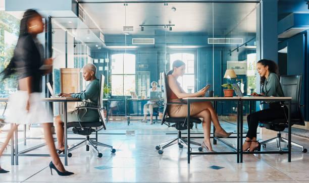 Guia Completo para a Implantação da ISO 9001 e seus Benefícios Guia Completo para a Implantação da ISO 9001 e seus Benefícios
